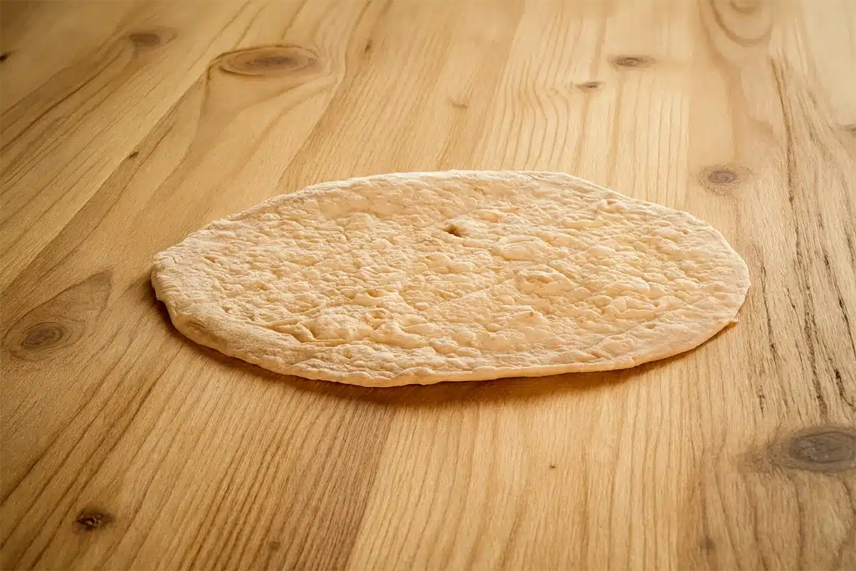 Romana Fine Yeast Free Pizza Base (35 cm)